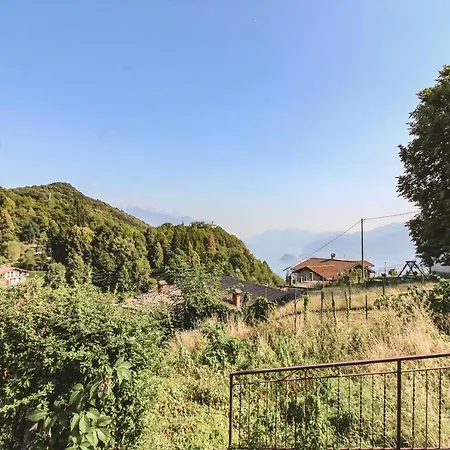 Lägenhet Casa Lucio Plesio